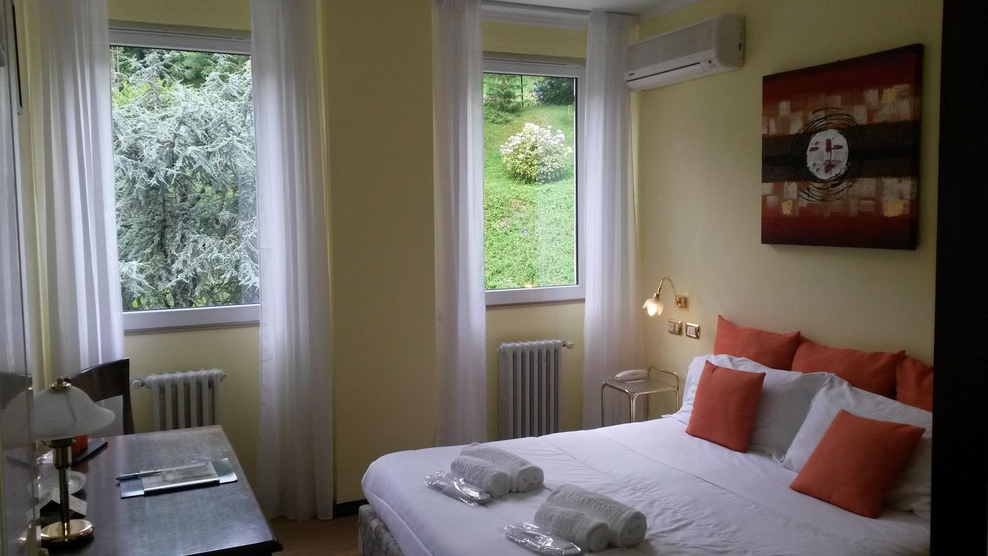 Hotel Villa Delle Ortensie Sant'Omobono Terme Luaran gambar