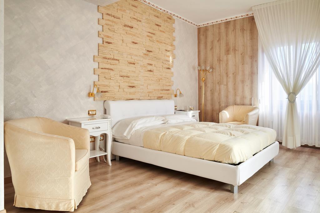Hotel Villa Delle Ortensie Sant'Omobono Terme Luaran gambar