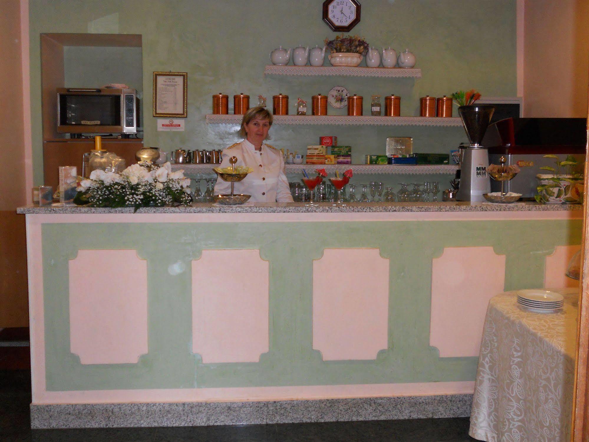 Hotel Villa Delle Ortensie Sant'Omobono Terme Luaran gambar